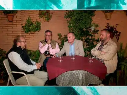 Entrevista en el patio